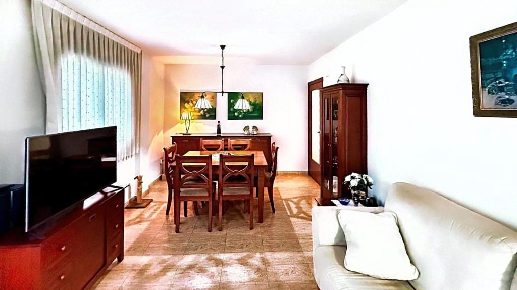 2 makuuhuone Huoneisto myytävänä paikassa Reus mukana 
autotalli - 230 000 € (Ref: 9607985)