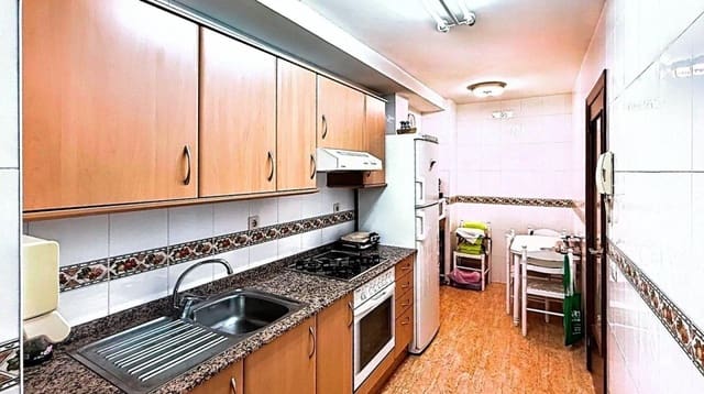 2 makuuhuone Huoneisto myytävänä paikassa Reus mukana 
autotalli - 230 000 € (Ref: 9607985)