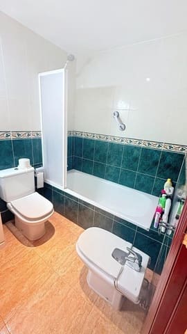 2 makuuhuone Huoneisto myytävänä paikassa Reus mukana 
autotalli - 230 000 € (Ref: 9607985)