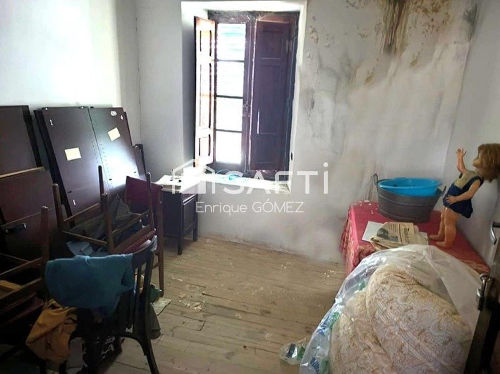 8 soveværelse Finca/Landehus til salg i Quintana del Castillo - € 54.000 (Ref: 9607986)