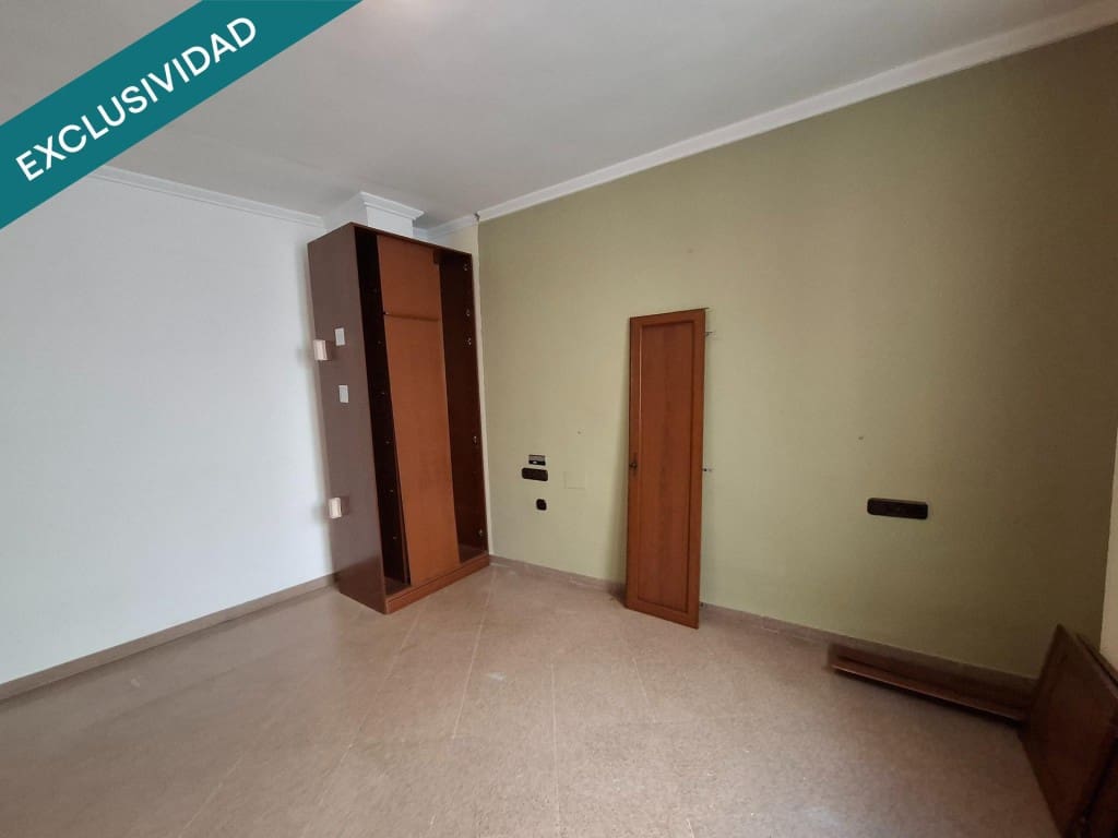 Oficina en Moixent en venta - 250.000 € (Ref: 9611337)