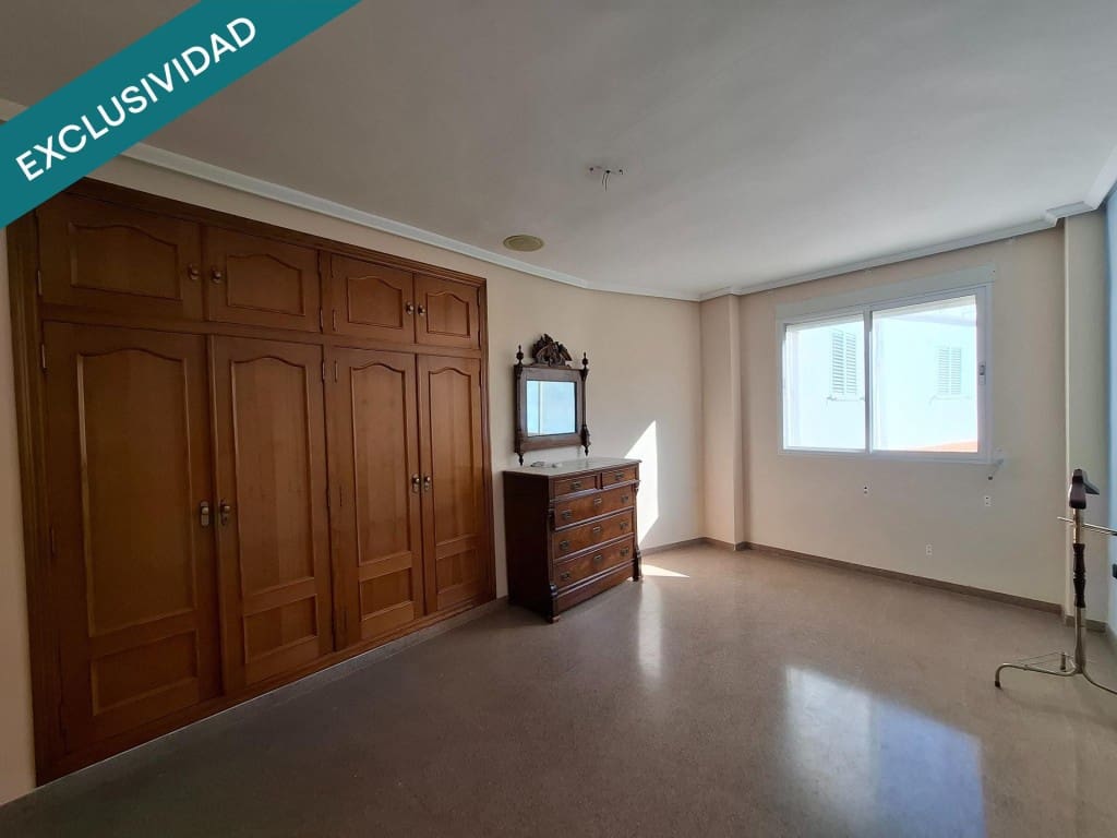 Oficina en Moixent en venta - 250.000 € (Ref: 9611337)