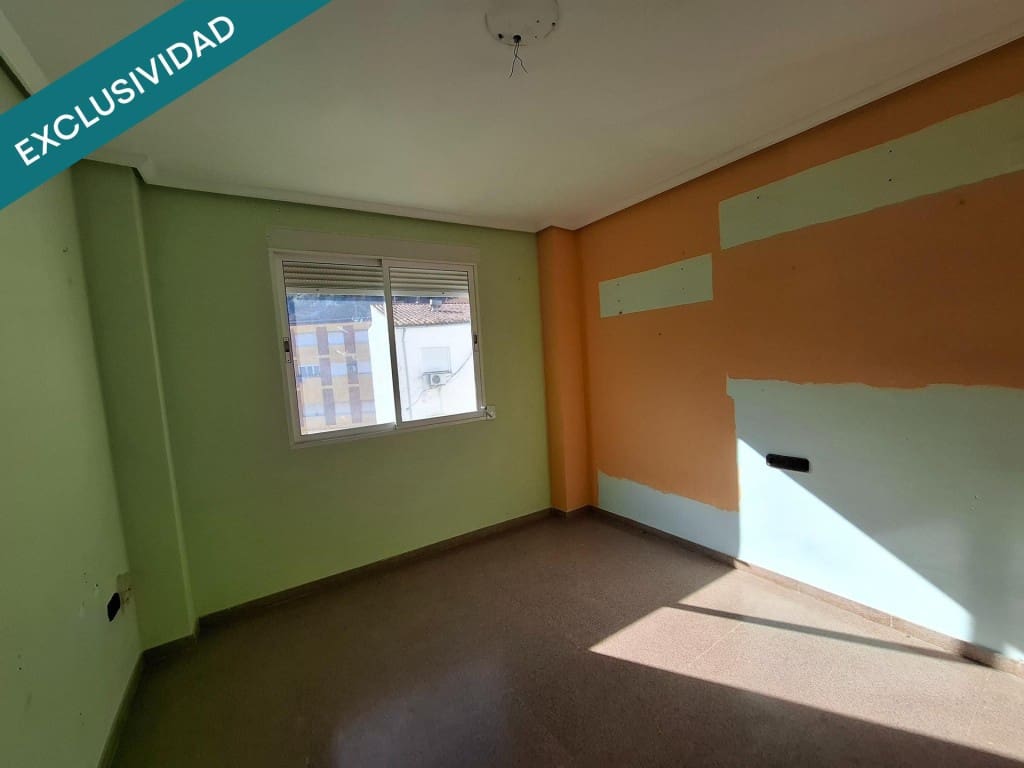 Oficina en Moixent en venta - 250.000 € (Ref: 9611337)