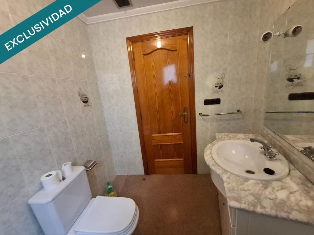 Oficina en Moixent en venta - 250.000 € (Ref: 9611337)