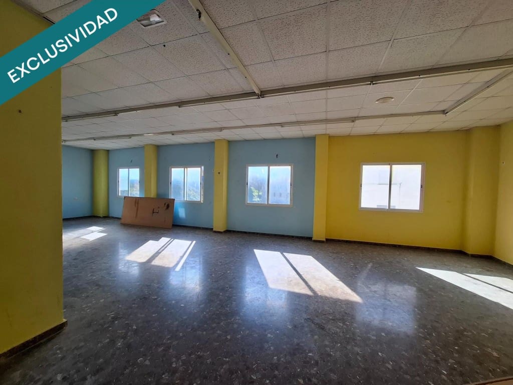 Oficina en Moixent en venta - 250.000 € (Ref: 9611337)