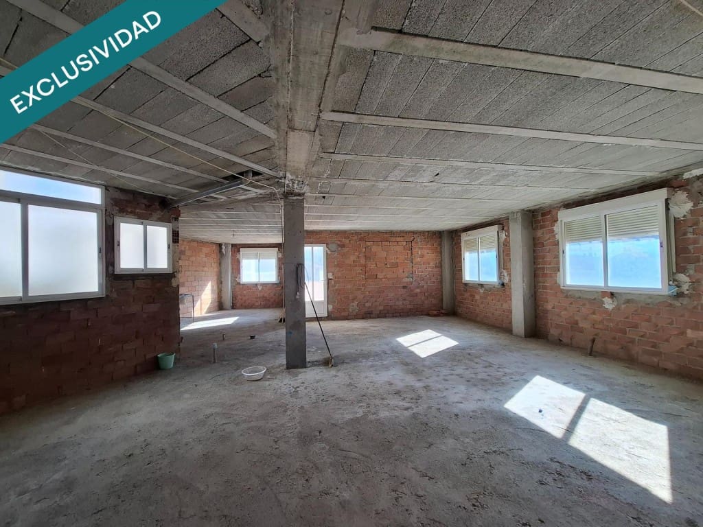 Oficina en Moixent en venta - 250.000 € (Ref: 9611337)