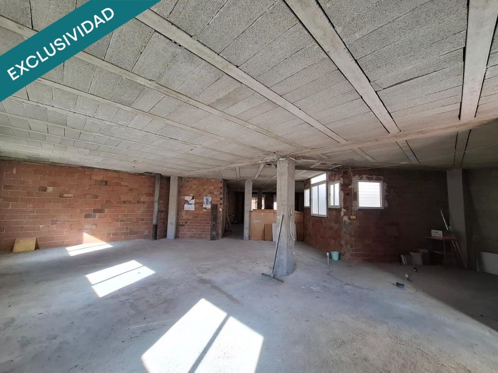 Oficina en Moixent en venta - 250.000 € (Ref: 9611337)