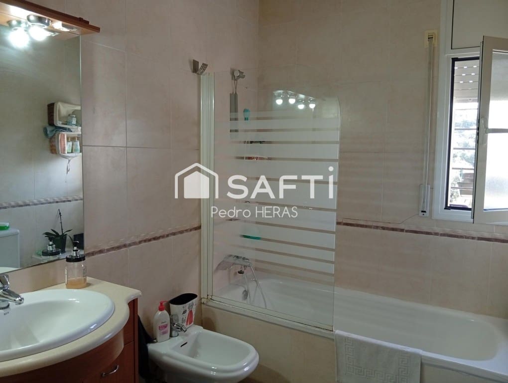 3 soveværelse Villa til salg i Lloret de Mar med swimmingpool garage - € 297.000 (Ref: 9611338)