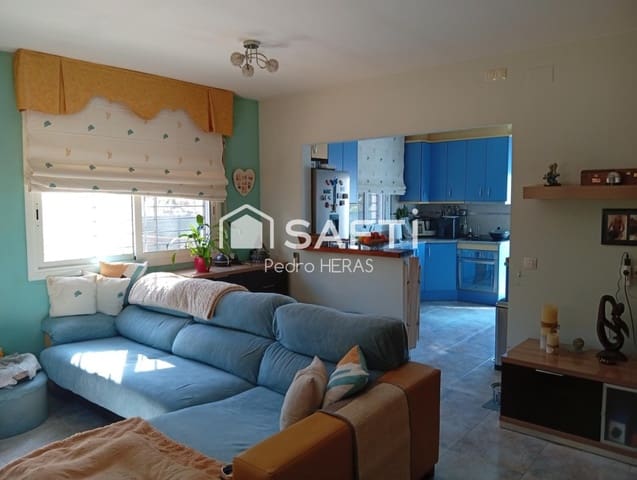 3 soveværelse Villa til salg i Urbanitzacions del Nord, Lloret de Mar med swimmingpool garage - € 297.000 (Ref: 9611338)