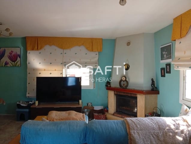 3 soveværelse Villa til salg i Urbanitzacions del Nord, Lloret de Mar med swimmingpool garage - € 297.000 (Ref: 9611338)