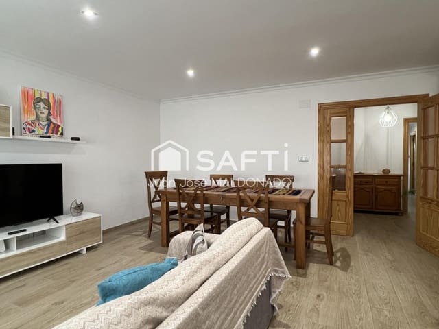 5 bedroom Apartment for sale in Benicarló - € 165,000 (Ref: 9611339)