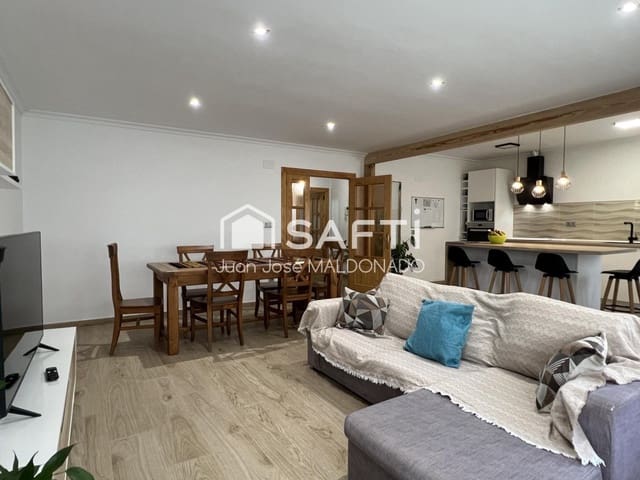 5 bedroom Apartment for sale in Benicarló - € 165,000 (Ref: 9611339)