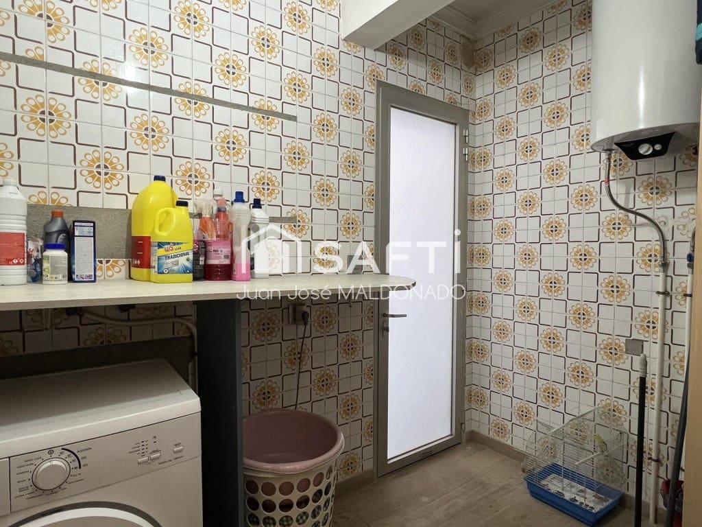 5 bedroom Apartment for sale in Benicarlo - € 165,000 (Ref: 9611339)