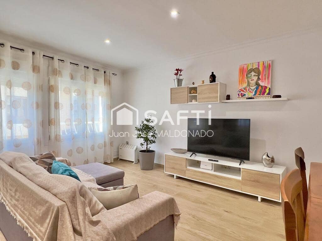 5 bedroom Apartment for sale in Benicarlo - € 165,000 (Ref: 9611339)