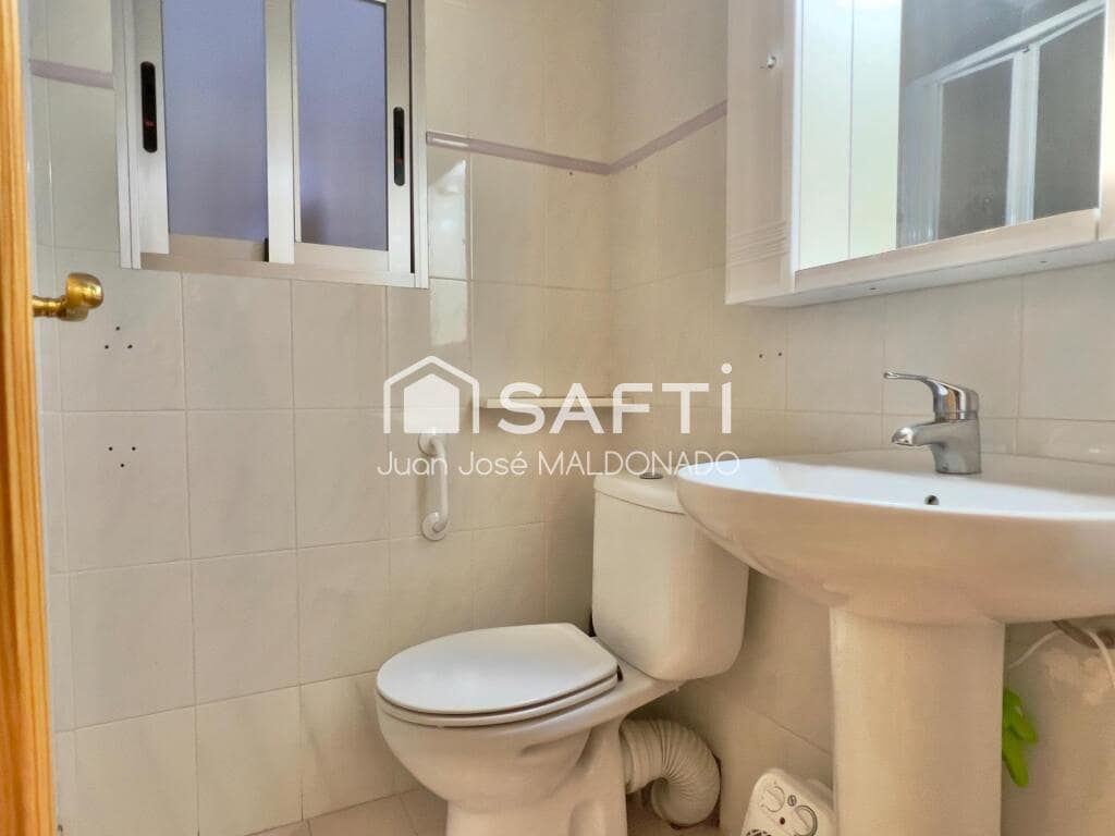 5 bedroom Apartment for sale in Benicarlo - € 165,000 (Ref: 9611339)