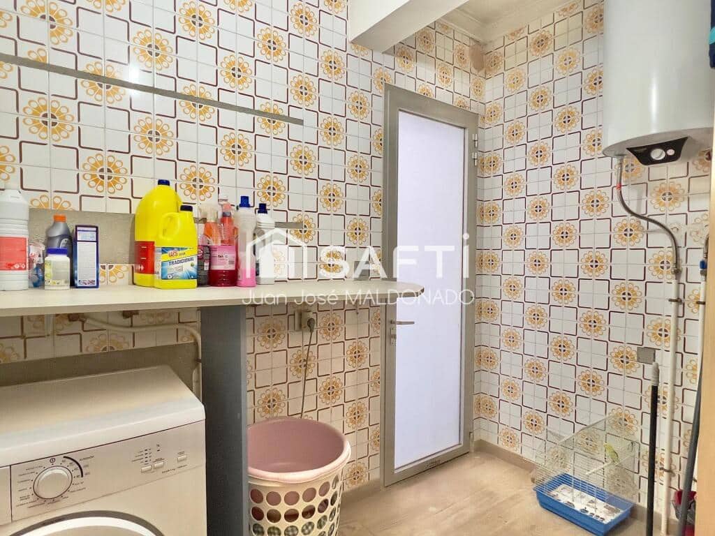 5 bedroom Apartment for sale in Benicarlo - € 165,000 (Ref: 9611339)