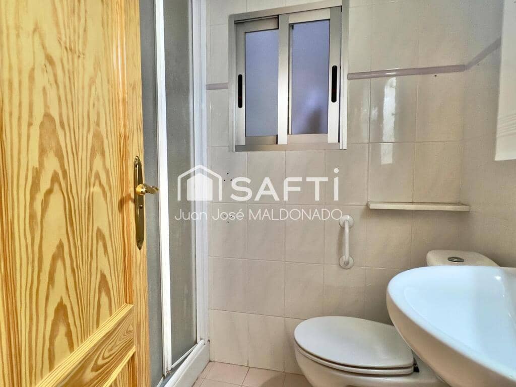 5 bedroom Apartment for sale in Benicarlo - € 165,000 (Ref: 9611339)