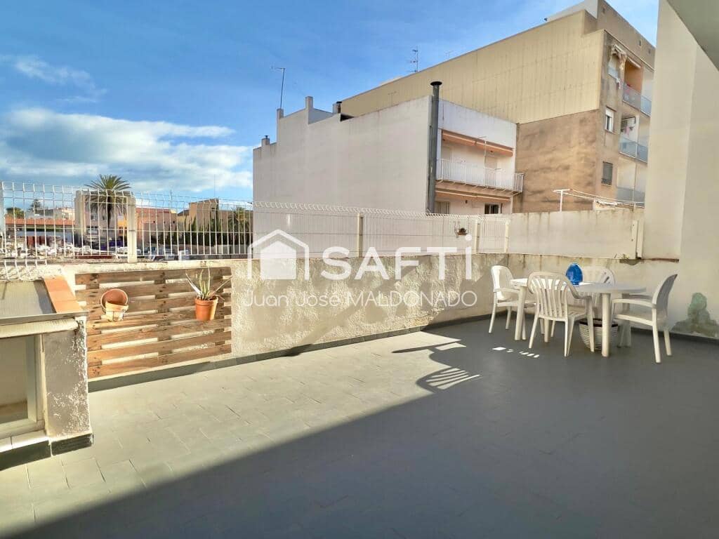 5 bedroom Apartment for sale in Benicarlo - € 165,000 (Ref: 9611339)