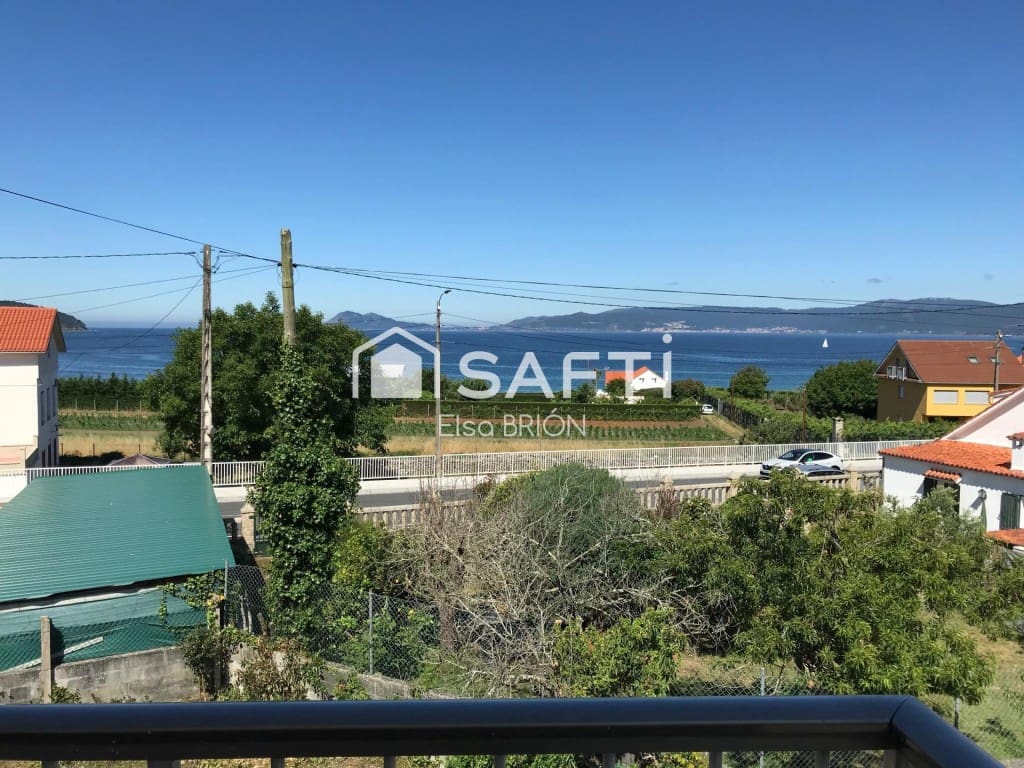 13 soveværelse Villa til salg i Porto do Son med garage - € 675.000 (Ref: 9611340)