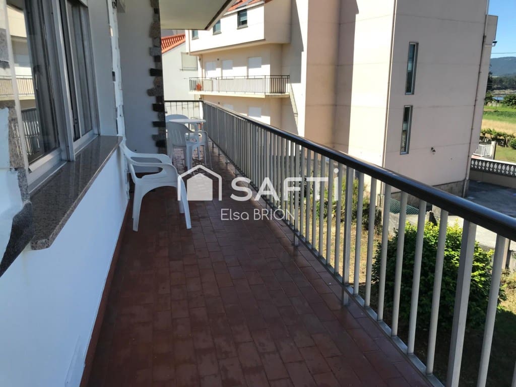 13 soveværelse Villa til salg i Porto do Son med garage - € 675.000 (Ref: 9611340)