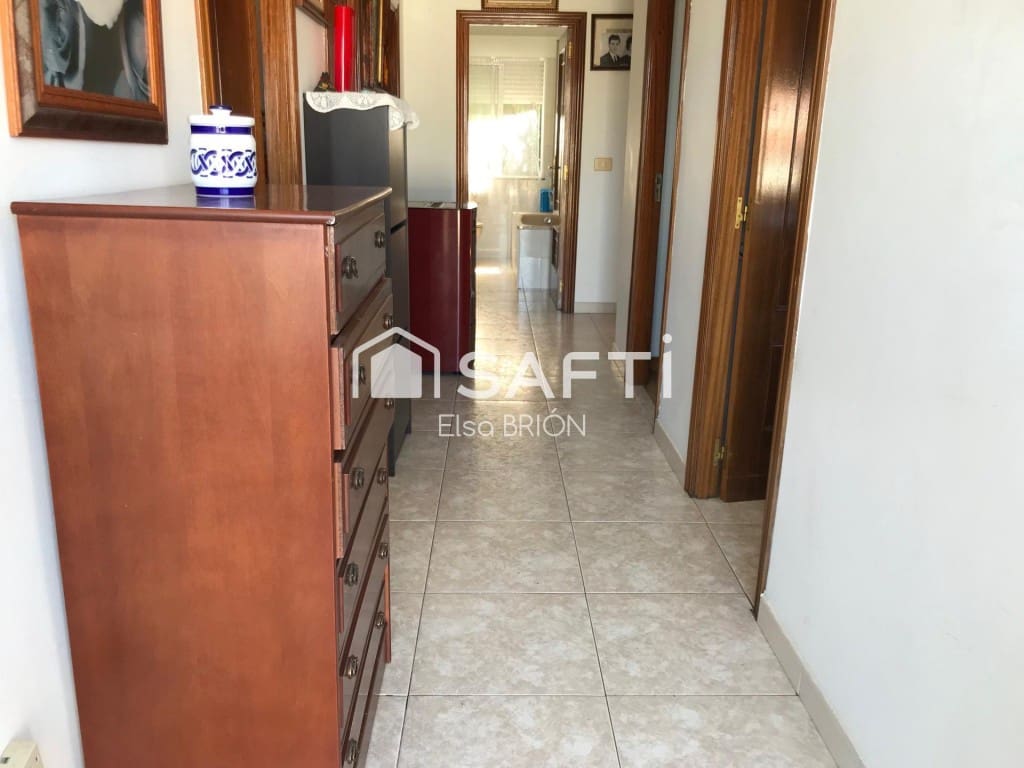 13 soveværelse Villa til salg i Porto do Son med garage - € 675.000 (Ref: 9611340)