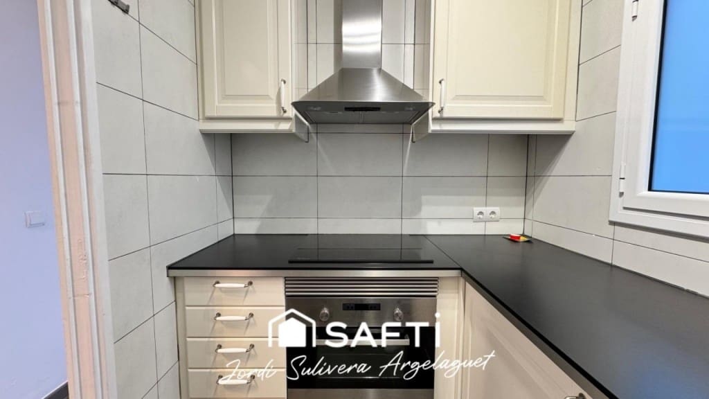 3 soveværelse Lejlighed til salg i Sant Feliu de Guixols - € 255.000 (Ref: 9611342)