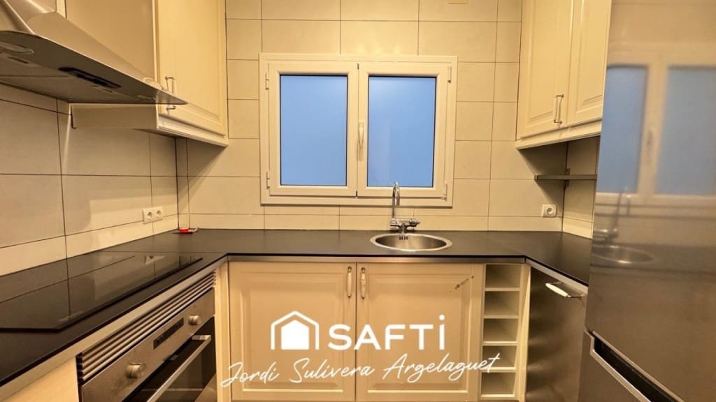 3 soveværelse Lejlighed til salg i Sant Feliu de Guixols - € 255.000 (Ref: 9611342)