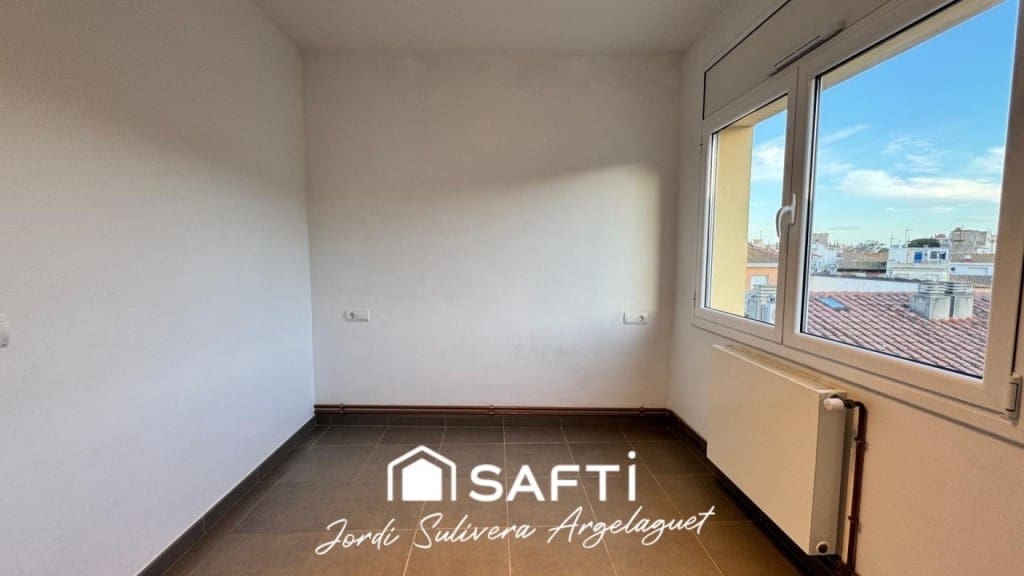 3 soveværelse Lejlighed til salg i Sant Feliu de Guixols - € 255.000 (Ref: 9611342)