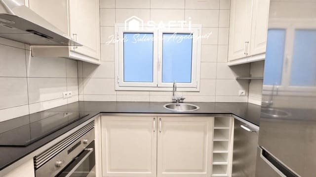 3 soverom Leilighet til salgs i Sant Feliu de Guíxols - € 248 000 (Ref: 9611342)