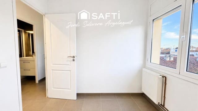 3 soverom Leilighet til salgs i Sant Feliu de Guíxols - € 248 000 (Ref: 9611342)