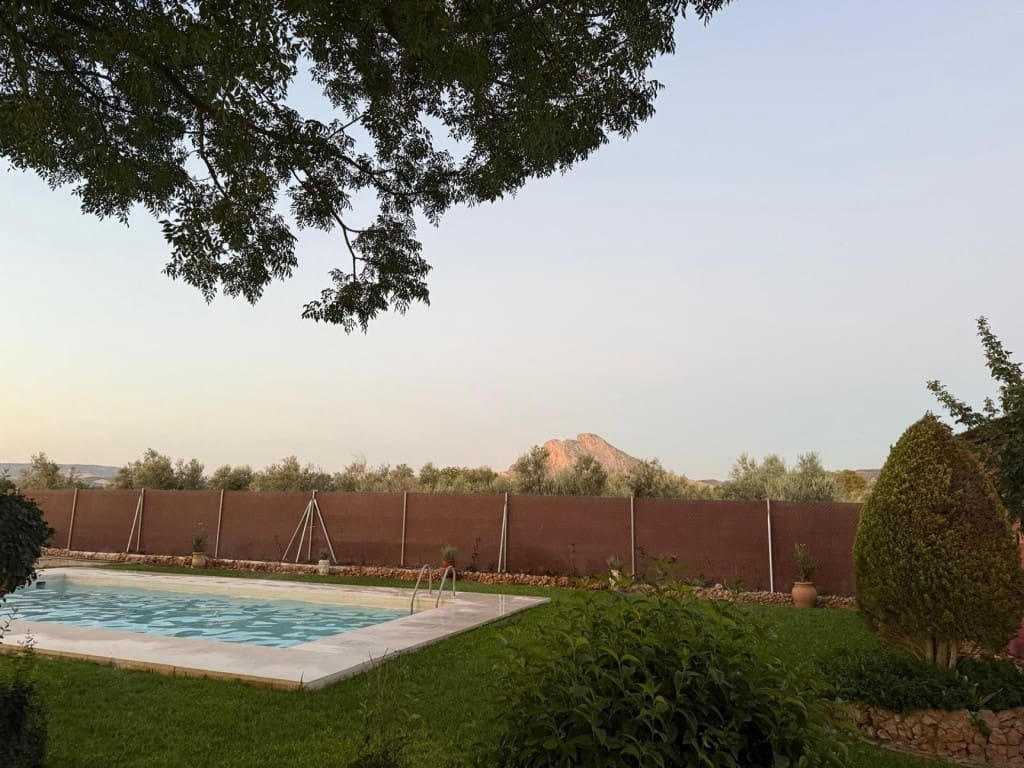 2 bedroom Finca/Country House for sale in Antequera - € 520,000 (Ref: 9611344)