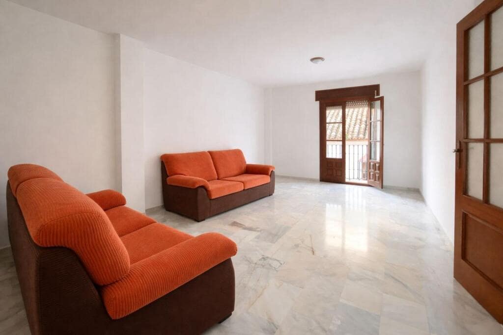 4 soveværelse Lejlighed til salg i Antequera - € 215.000 (Ref: 9611345)