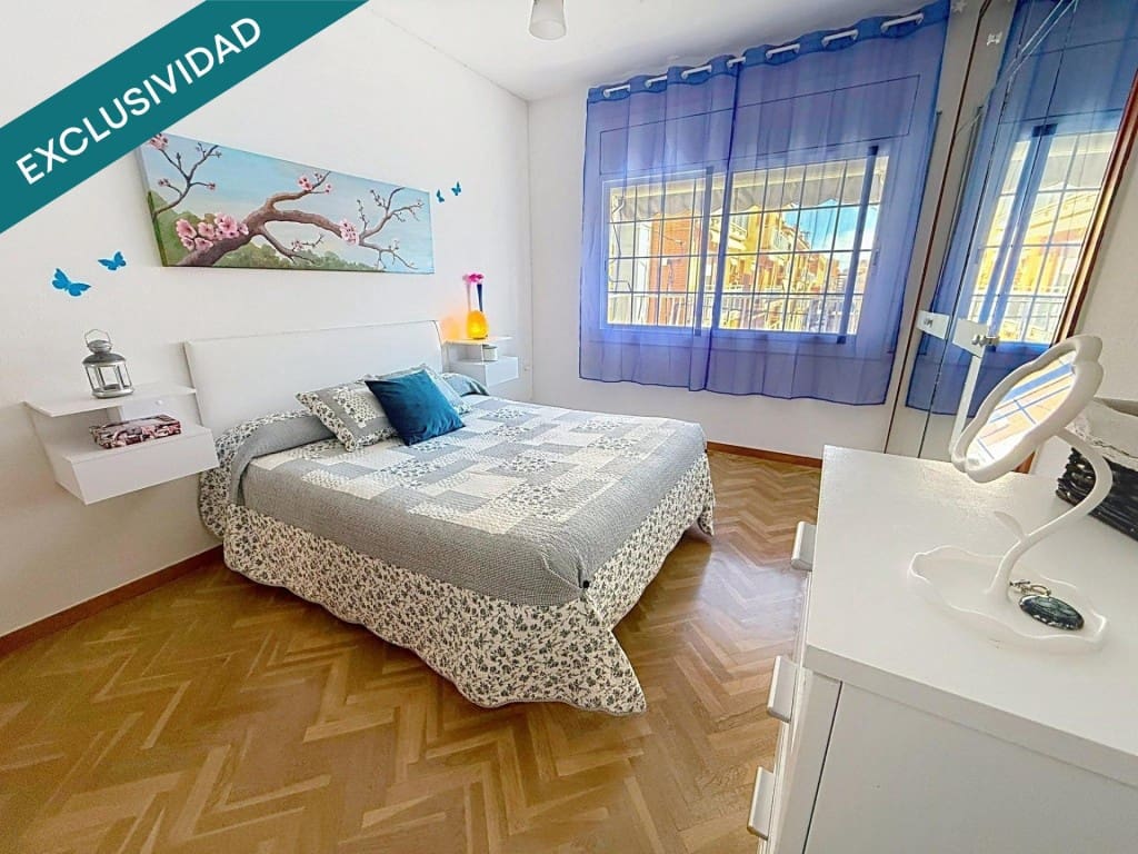 3 slaapkamer Appartement te koop in Terrassa - € 293.300 (Ref: 9611346)