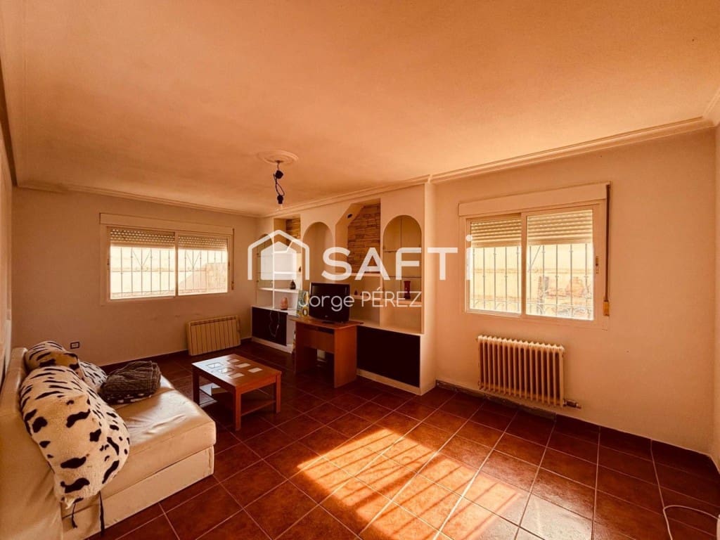 5 sovrum Villa till salu i Nambroca med garage - 270 000 € (Ref: 9611349)