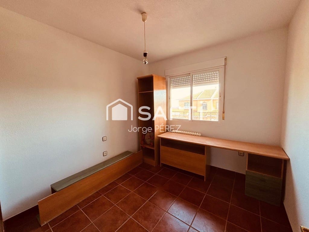 5 sovrum Villa till salu i Nambroca med garage - 270 000 € (Ref: 9611349)