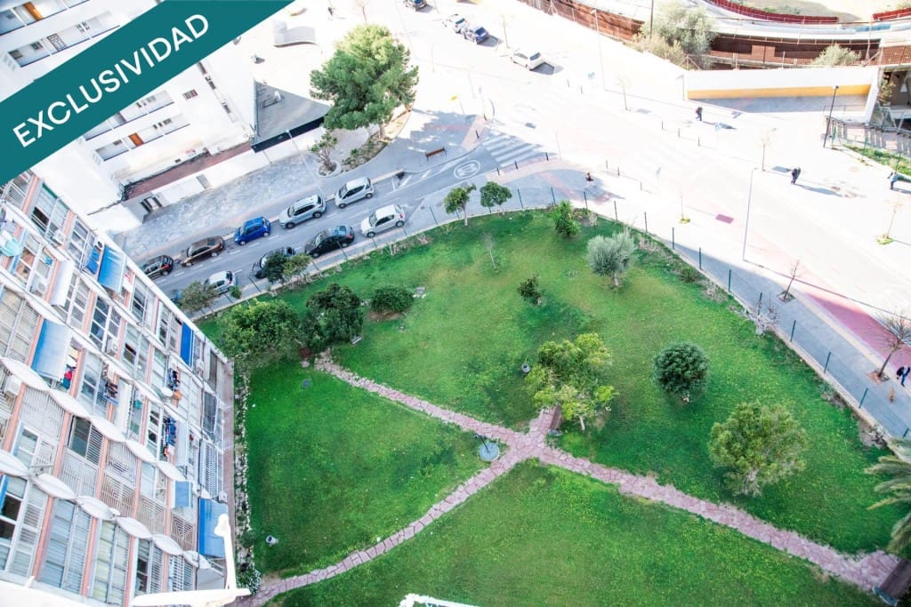 2 slaapkamer Penthouse te koop in Benidorm met zwembad - € 185.000 (Ref: 9615505)