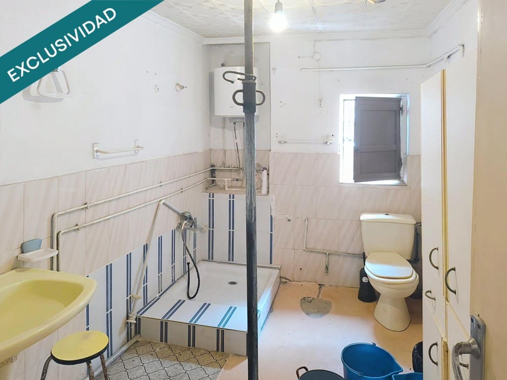 4 soveværelse Lejlighed til salg i Petrel / Petrer - € 60.000 (Ref: 9615506)