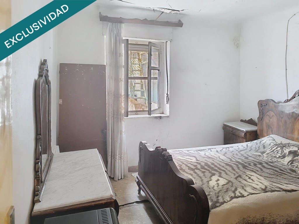 4 soveværelse Lejlighed til salg i Petrel / Petrer - € 60.000 (Ref: 9615506)