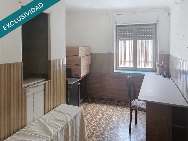 4 soveværelse Lejlighed til salg i Petrel / Petrer - € 60.000 (Ref: 9615506)