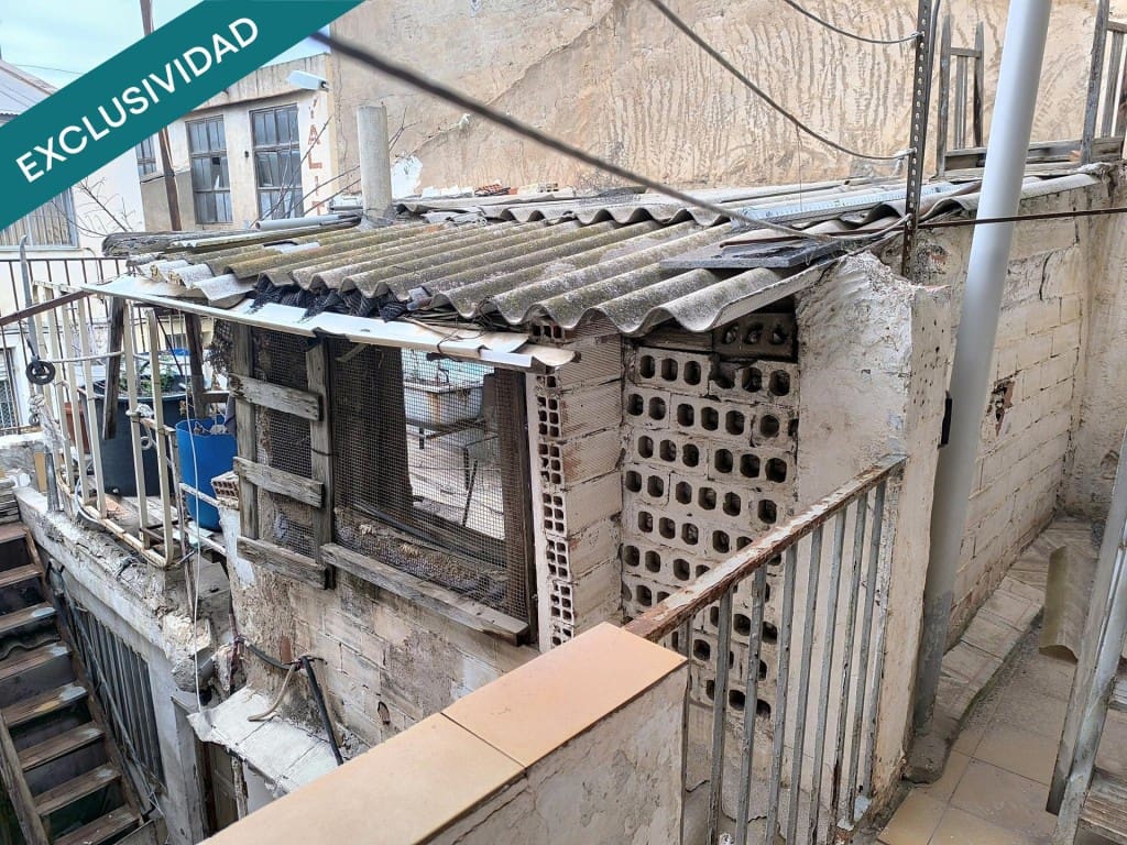 4 soveværelse Lejlighed til salg i Petrel / Petrer - € 60.000 (Ref: 9615506)