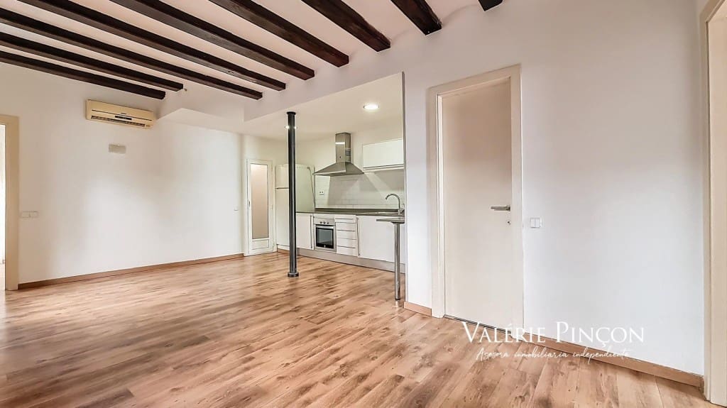 2 soveværelse Lejlighed til salg i Barcelona by - € 500.000 (Ref: 9615508)