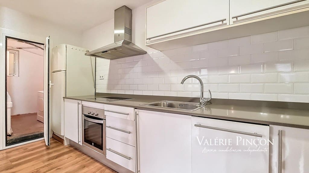 2 soveværelse Lejlighed til salg i Barcelona by - € 500.000 (Ref: 9615508)