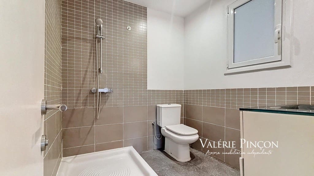 2 soveværelse Lejlighed til salg i Barcelona by - € 500.000 (Ref: 9615508)