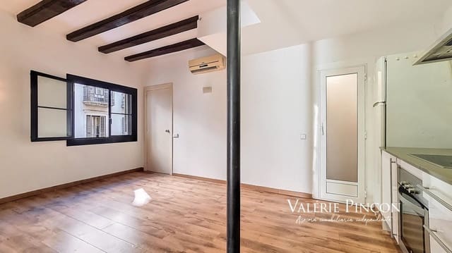 2 soveværelse Lejlighed til salg i El Barri Gòtic, Barcelona by - € 500.000 (Ref: 9615508)