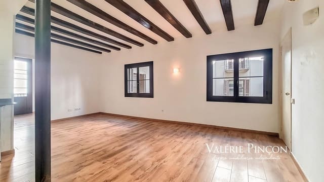 2 soveværelse Lejlighed til salg i El Barri Gòtic, Barcelona by - € 500.000 (Ref: 9615508)