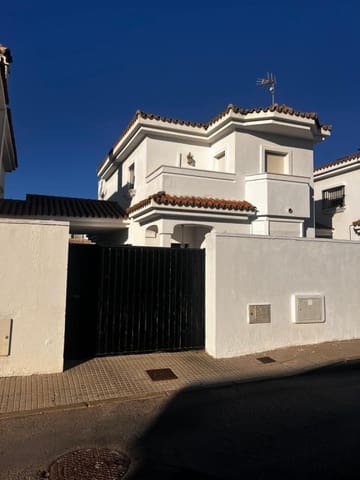 6 bedroom Villa for sale in Chiclana de la Frontera with garage - € 350,000 (Ref: 9615509)