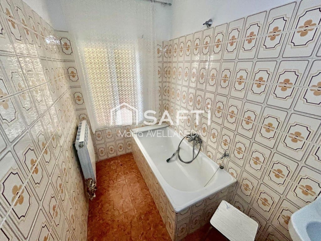 3 sovrum Villa till salu i Valencia de Don Juan - 93 000 € (Ref: 9615514)