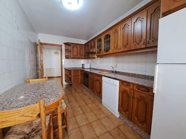Apartamento de 4 habitaciones en Ponferrada en venta - 123.000 € (Ref: 9615515)