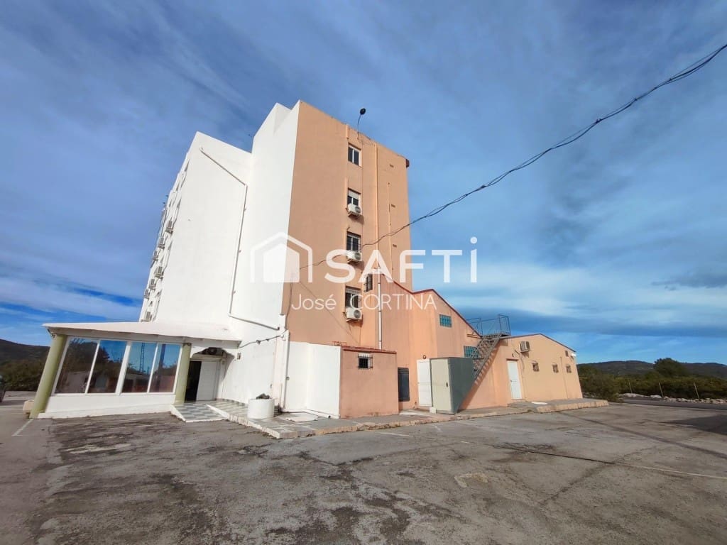 Escritório para venda em Cabanes - 2 200 000 € (Ref: 9615518)