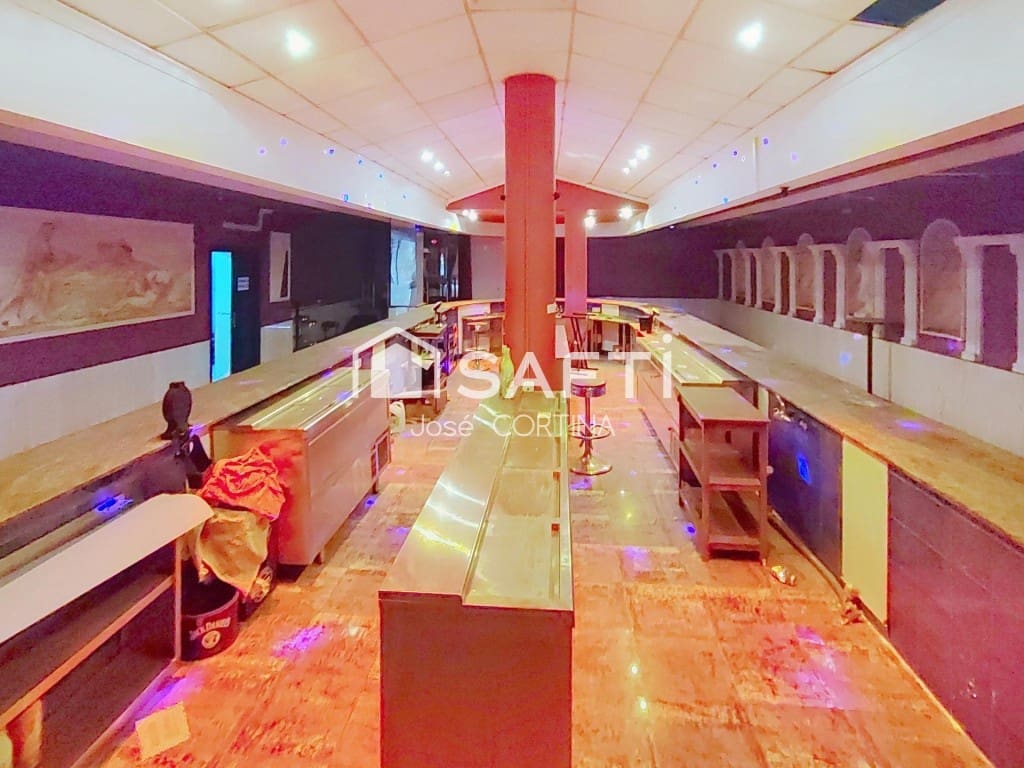 Escritório para venda em Cabanes - 2 200 000 € (Ref: 9615518)